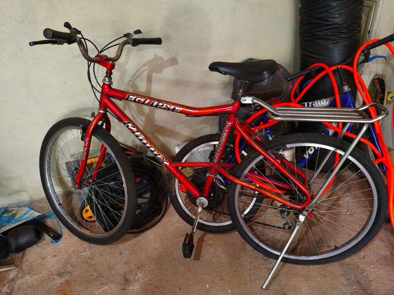 Vende-se duas bicicletas usadas  - Foto 2