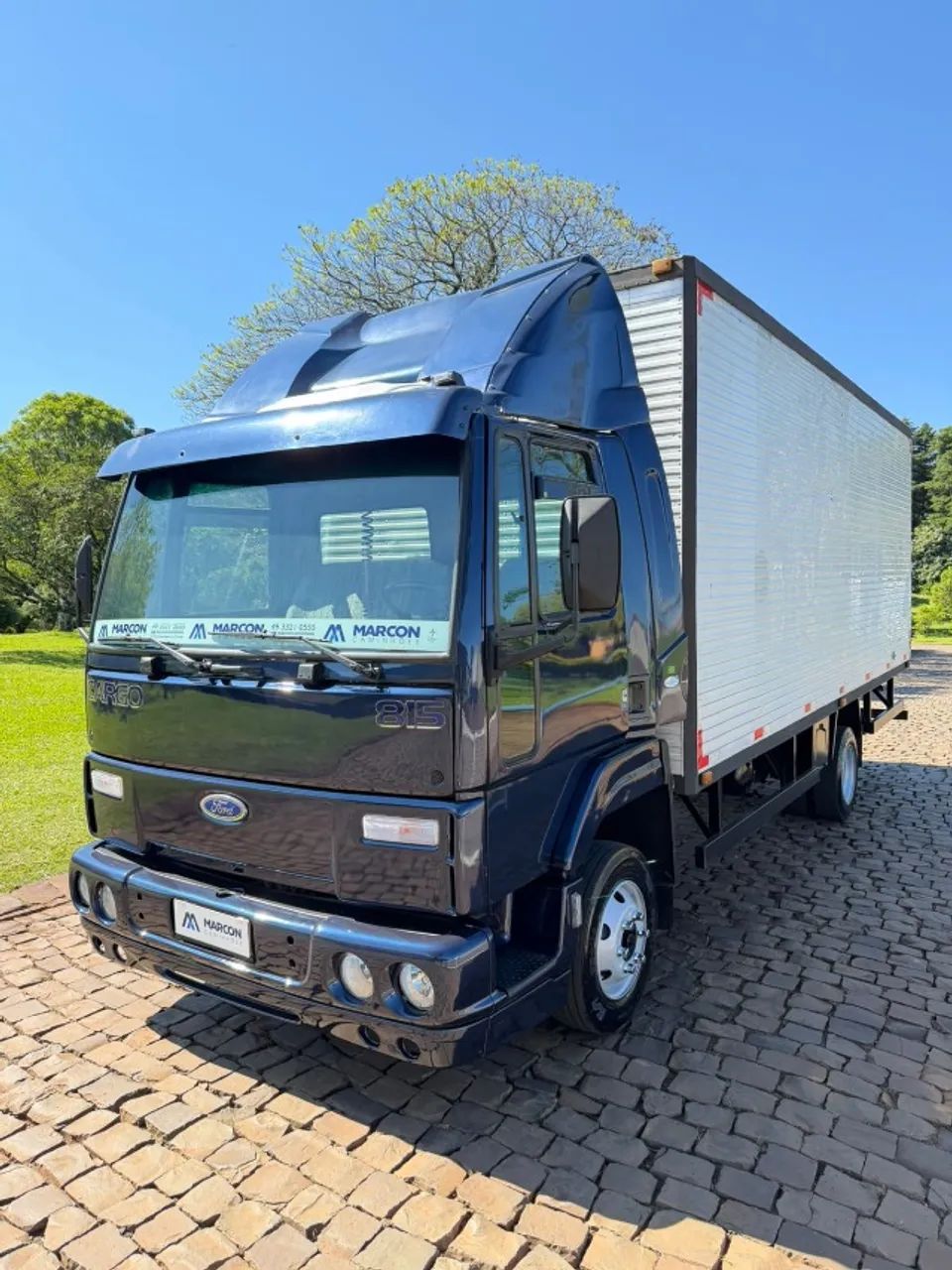 Ford Cargo 815 Baú - Foto 4