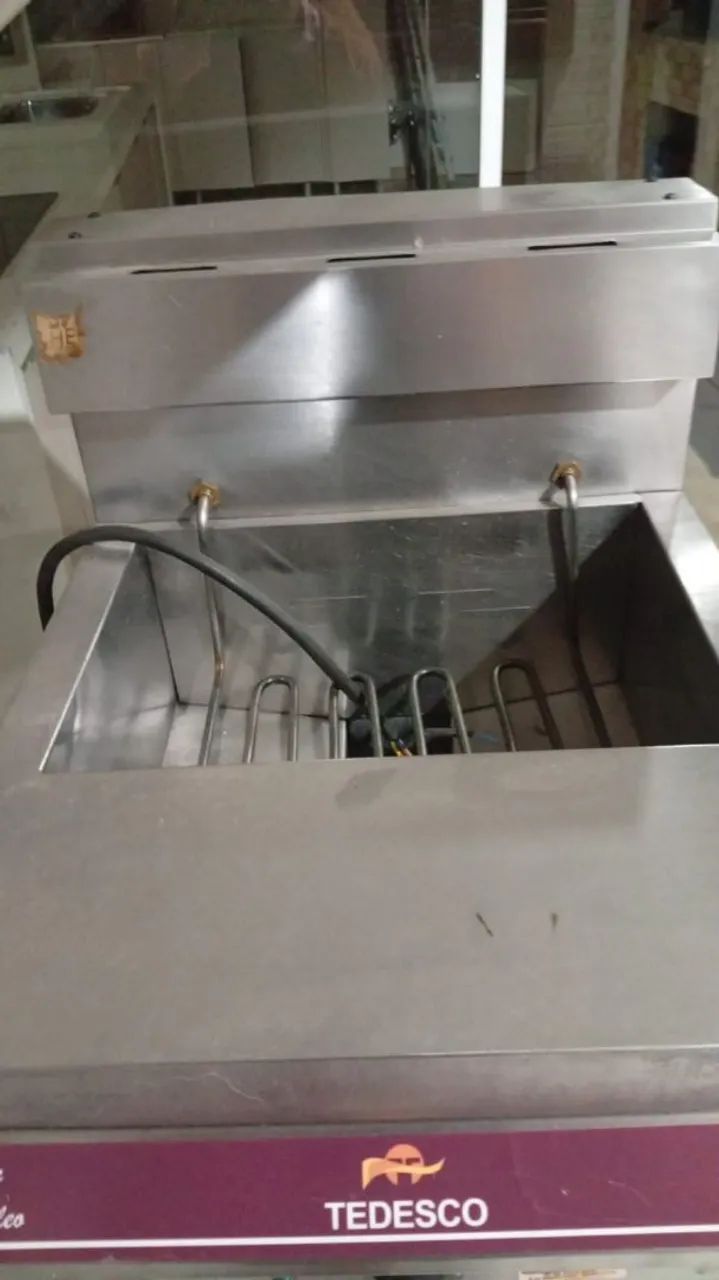 Fritadeira industrial 23lt água e óleo 