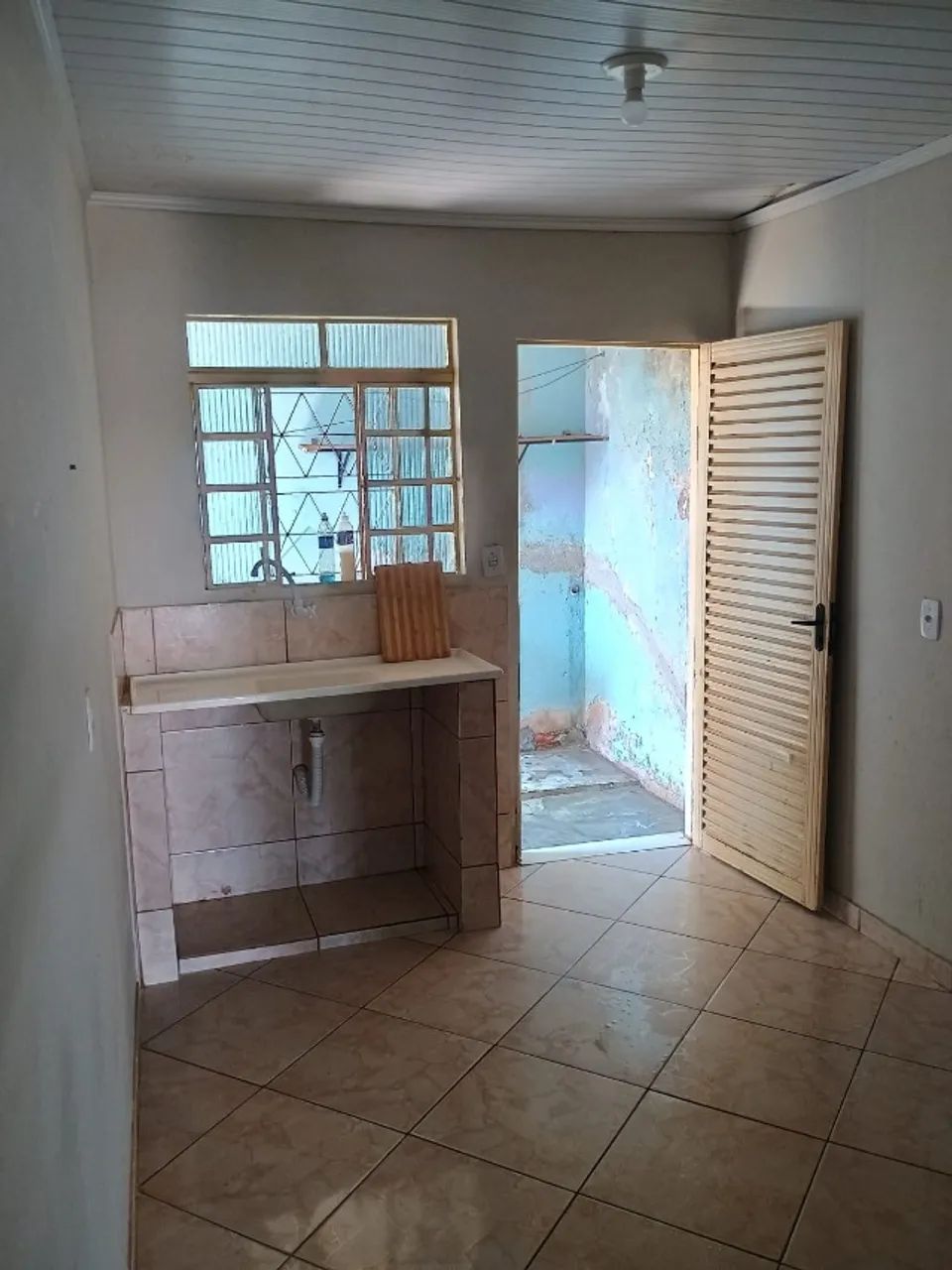 Casa de 2 quartos com garagem r$ 1000,00 - Foto 2