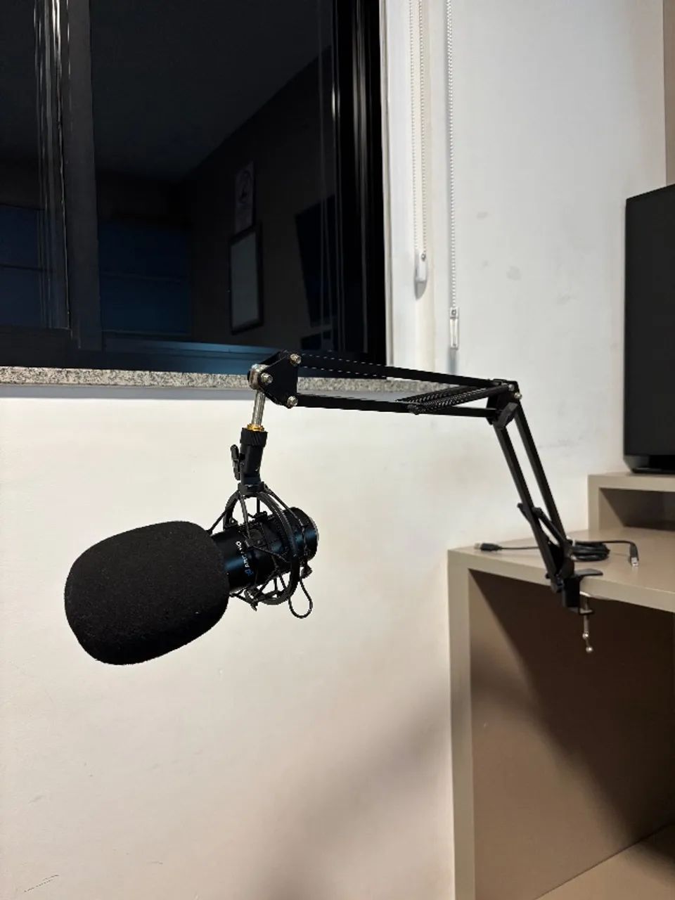 Microfone Arcano Am-black-1 Usb + Braço Articulado - Foto 3