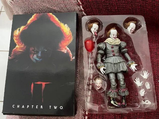 NECA It Pennywise Joker Action Figure - Foto 2