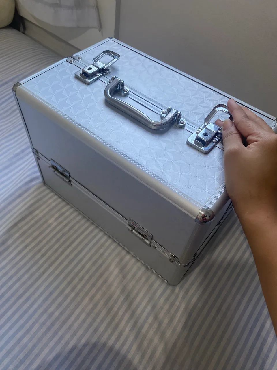 MALETA DE MAQUIAGEM PROFISSIONAL DE QUALIDADE 