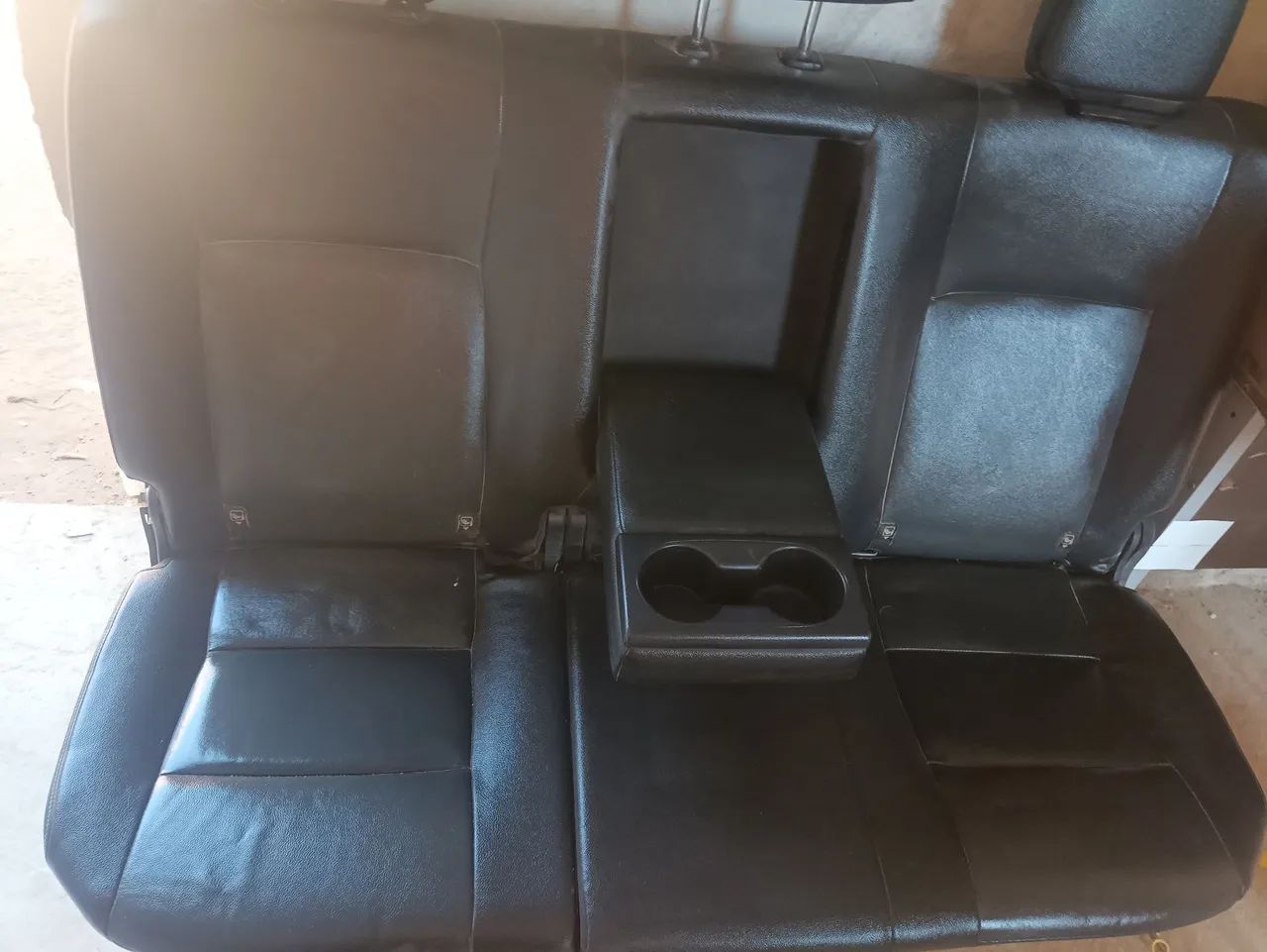 Vendo esse banco da Hilux  - Foto 2