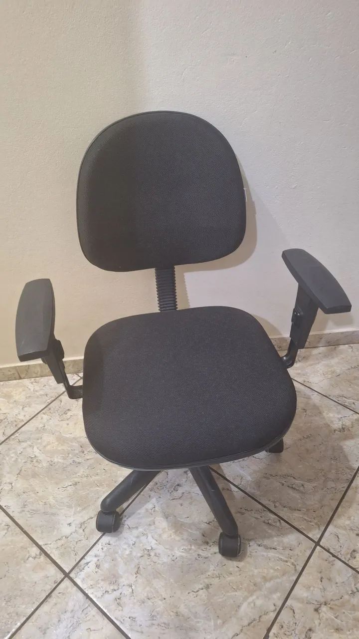 Cadeira de escritório  ERGONÔMICA 