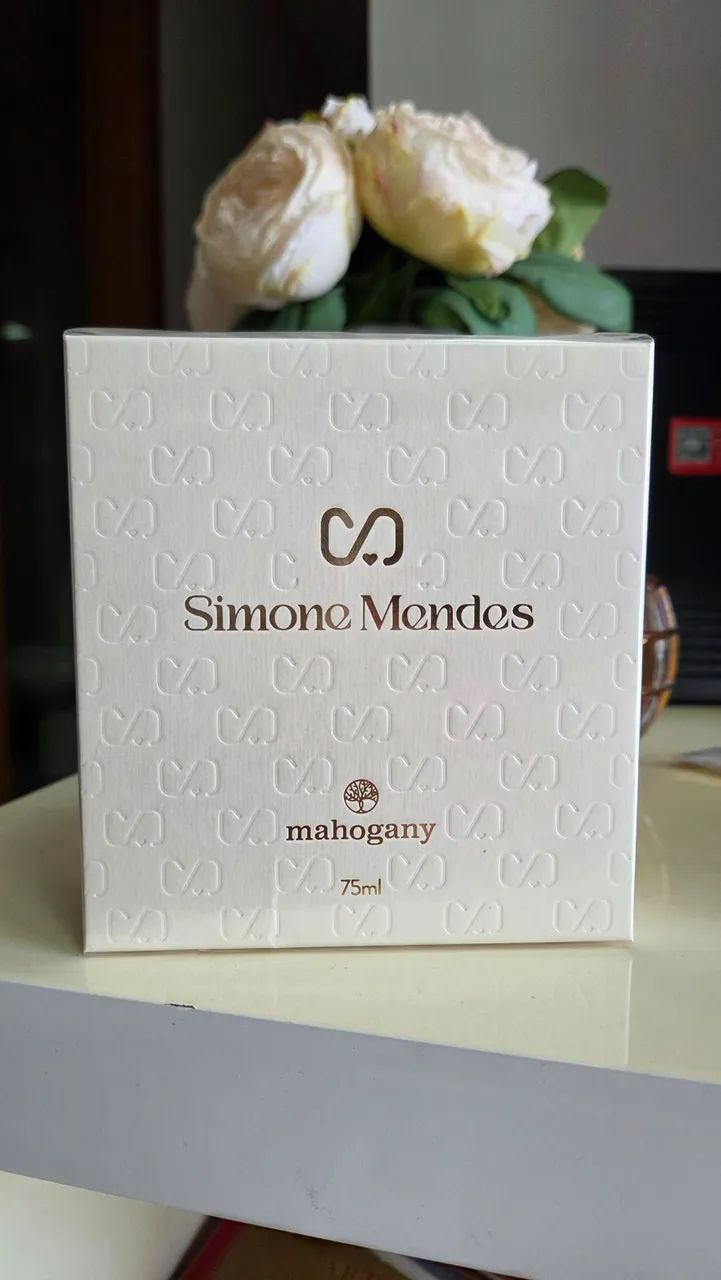 PERFUME SIMONE MENDES MAHOGANY 