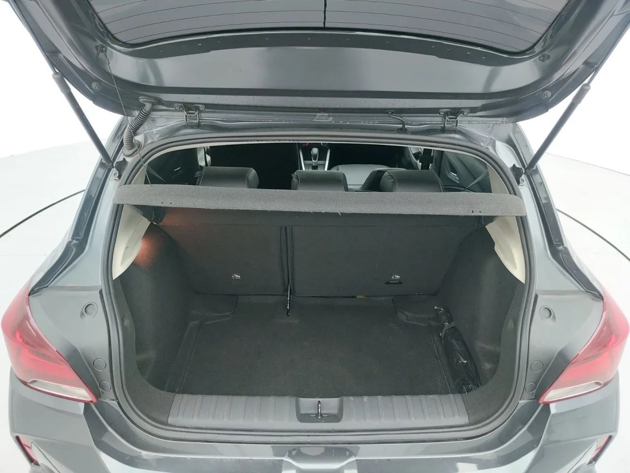 Chevrolet Onix Hatch Premier 1.0 12V TB Flex Aut. 4P, foto 9 de 18