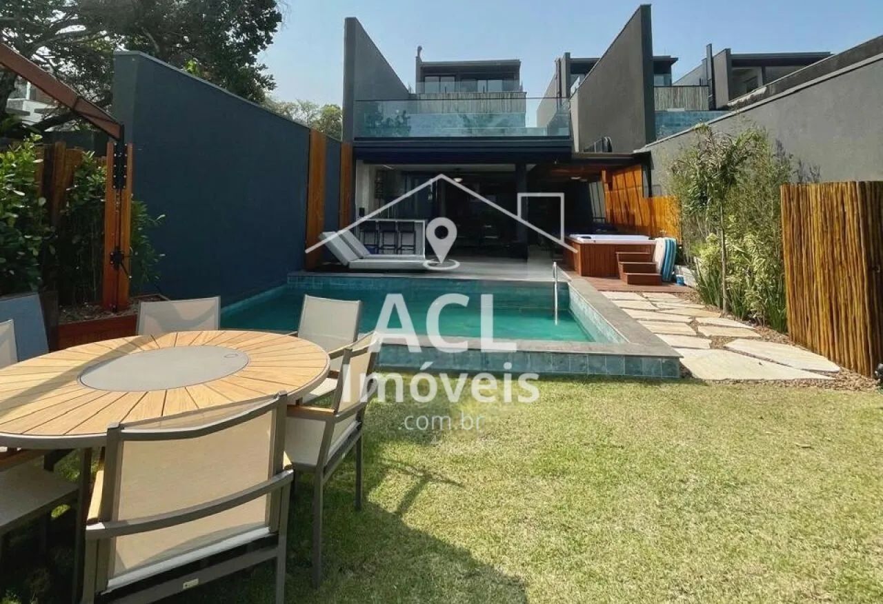 PÉ NA AREIA CAMBURI 4 SUITES MOBILIADO