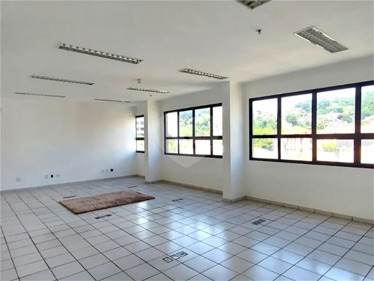 Salas à venda ou para locação em Centro - SP