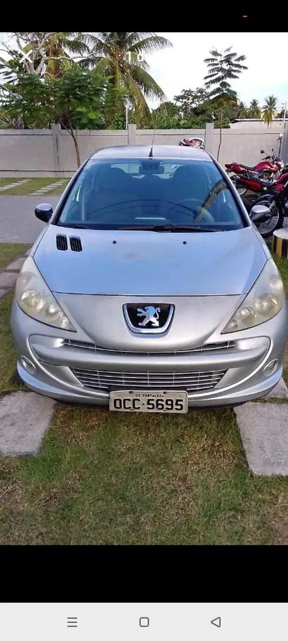 Peugeot 207 XR Sport 1.4 Flex 8V 5P 2012 - Foto 3