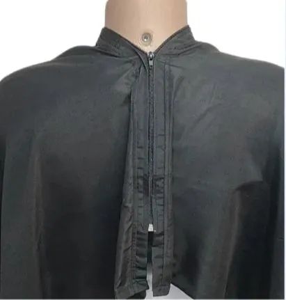 Capa de corte preta grande - Foto 2