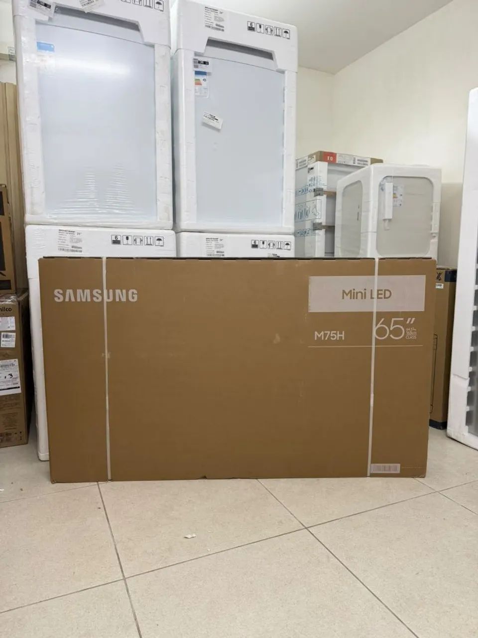 Samsung Smart TV 65 polegadas MiniLED 4K M75H nova<br> - Foto 2