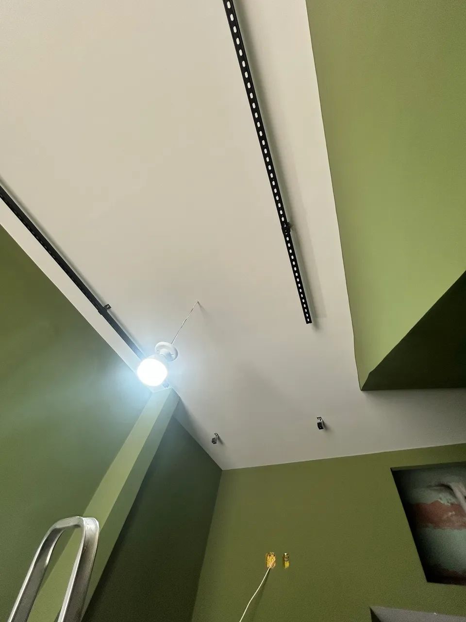 LOJA COMERCIAL 28 m² - RECÉM-REFORMADA - PRONTA PARA USAR  em Cruzeiro do Sul   - Foto 2