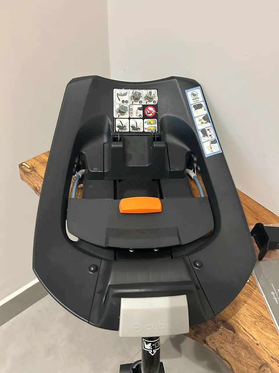 Base Cybex Aton Base 2-Fix para bebê conforto - Foto 2