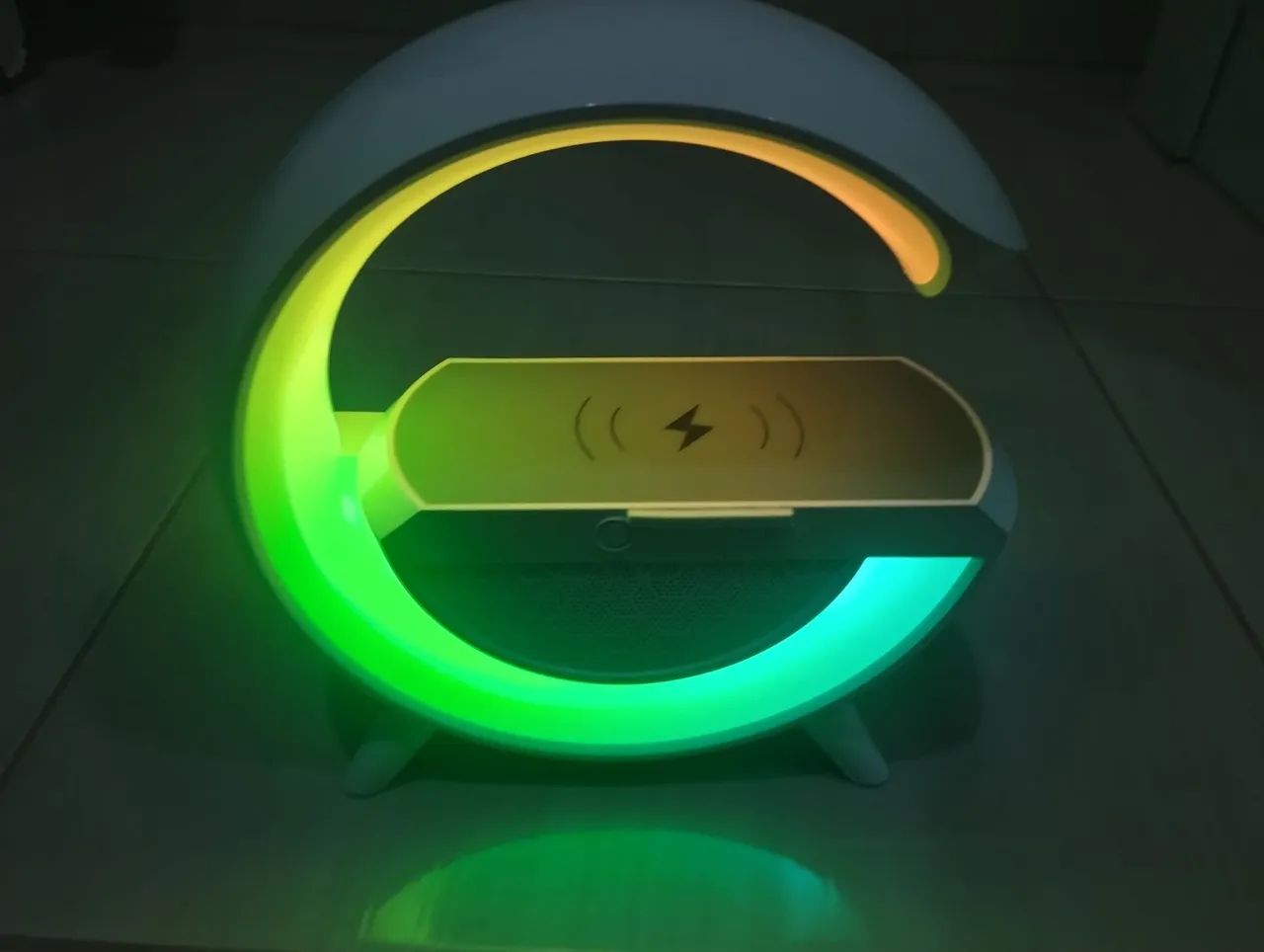 Caixa de som Bluetooth com LED e carregamento por indução   - Foto 2