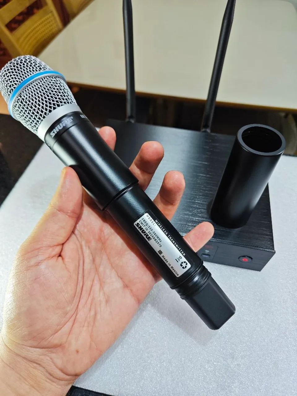 MICROFONE SHURE QLXD4 BETA 87A CONDENSADOR - Microfones e