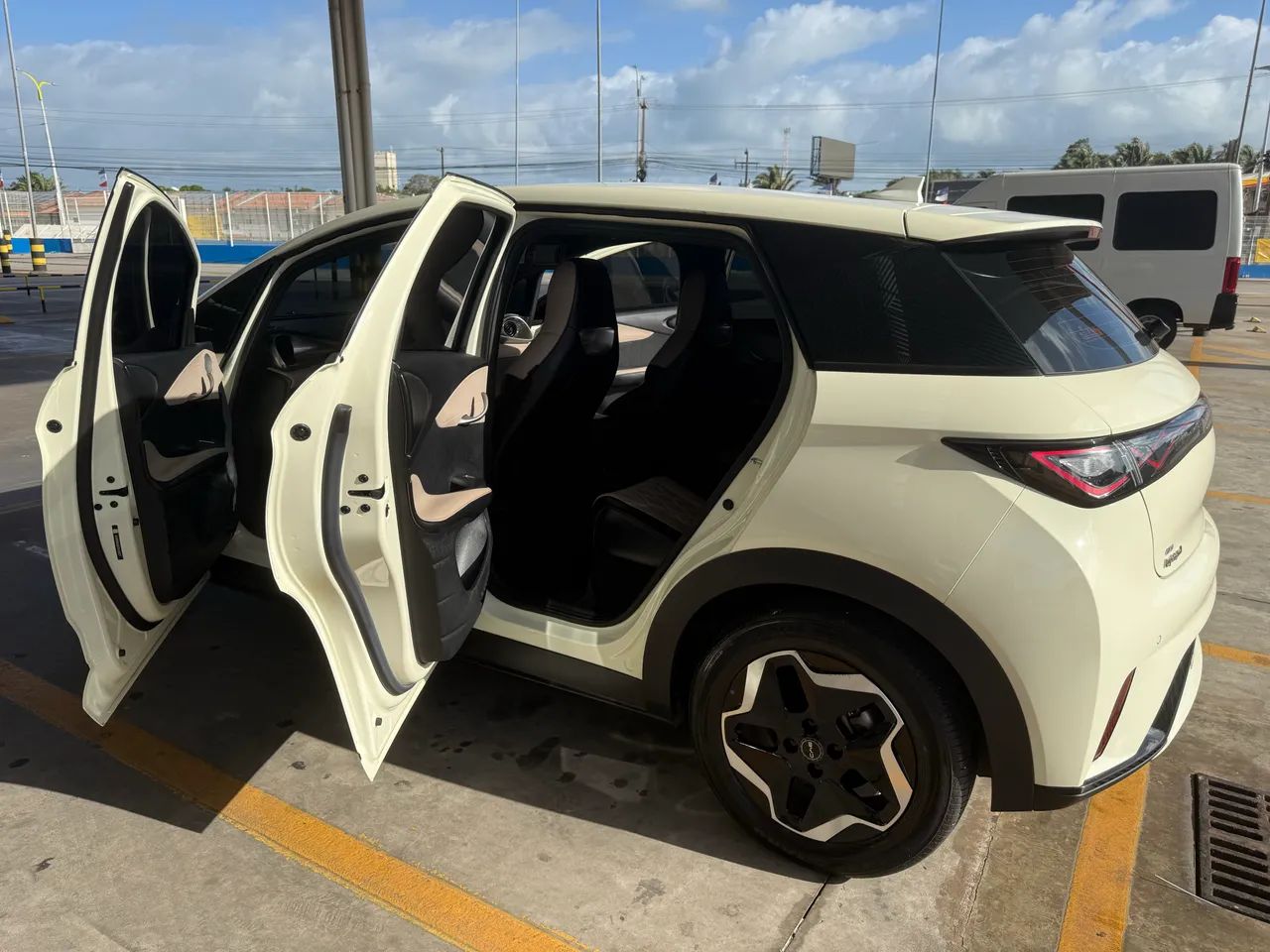 BYD Dolphin EV (Elétrico) 2026 - Foto 2