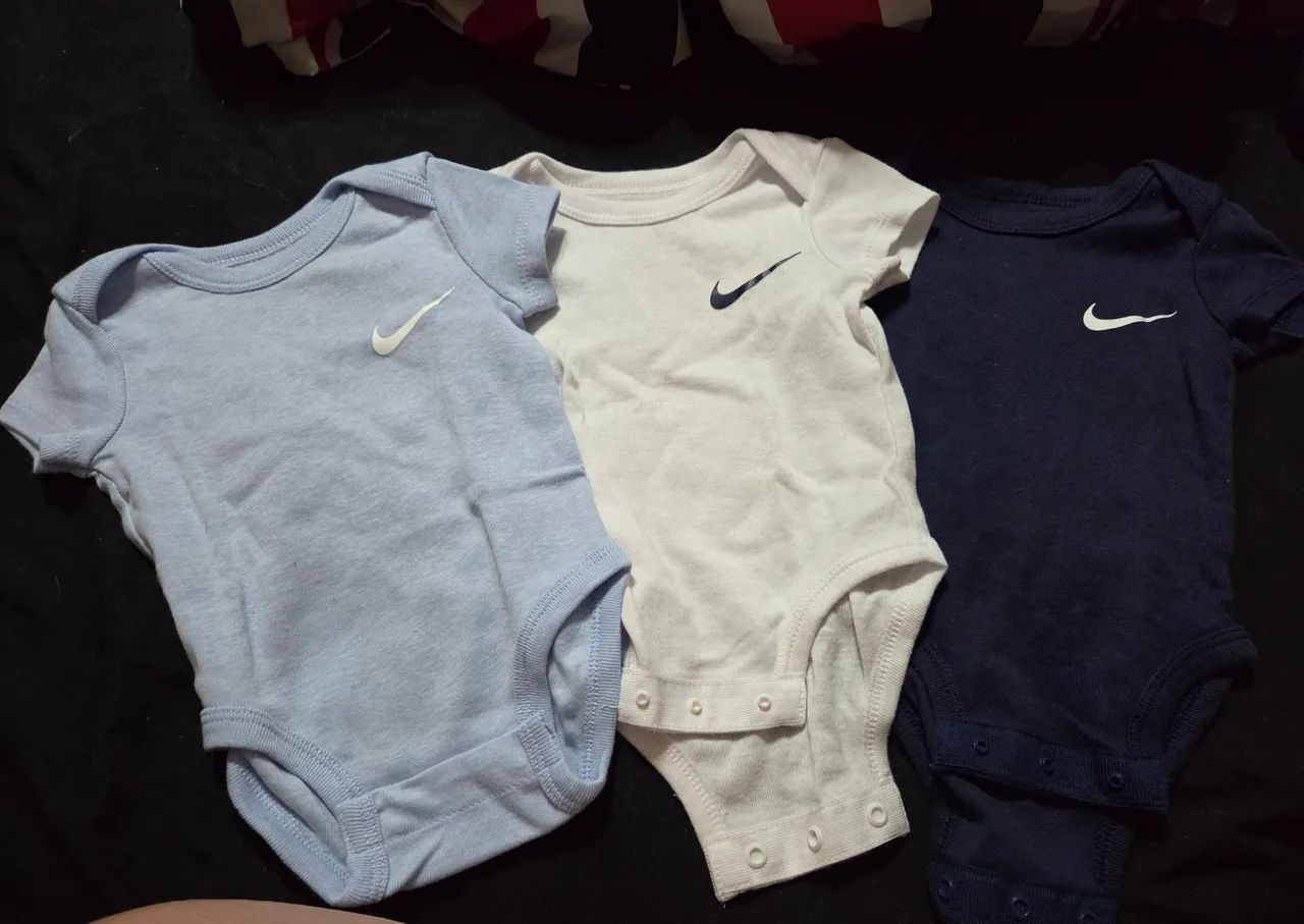 Kit 3 bodies Nike 3 meses