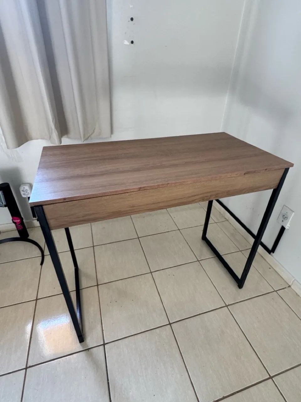 Mesa de escritório moderna - Foto 2