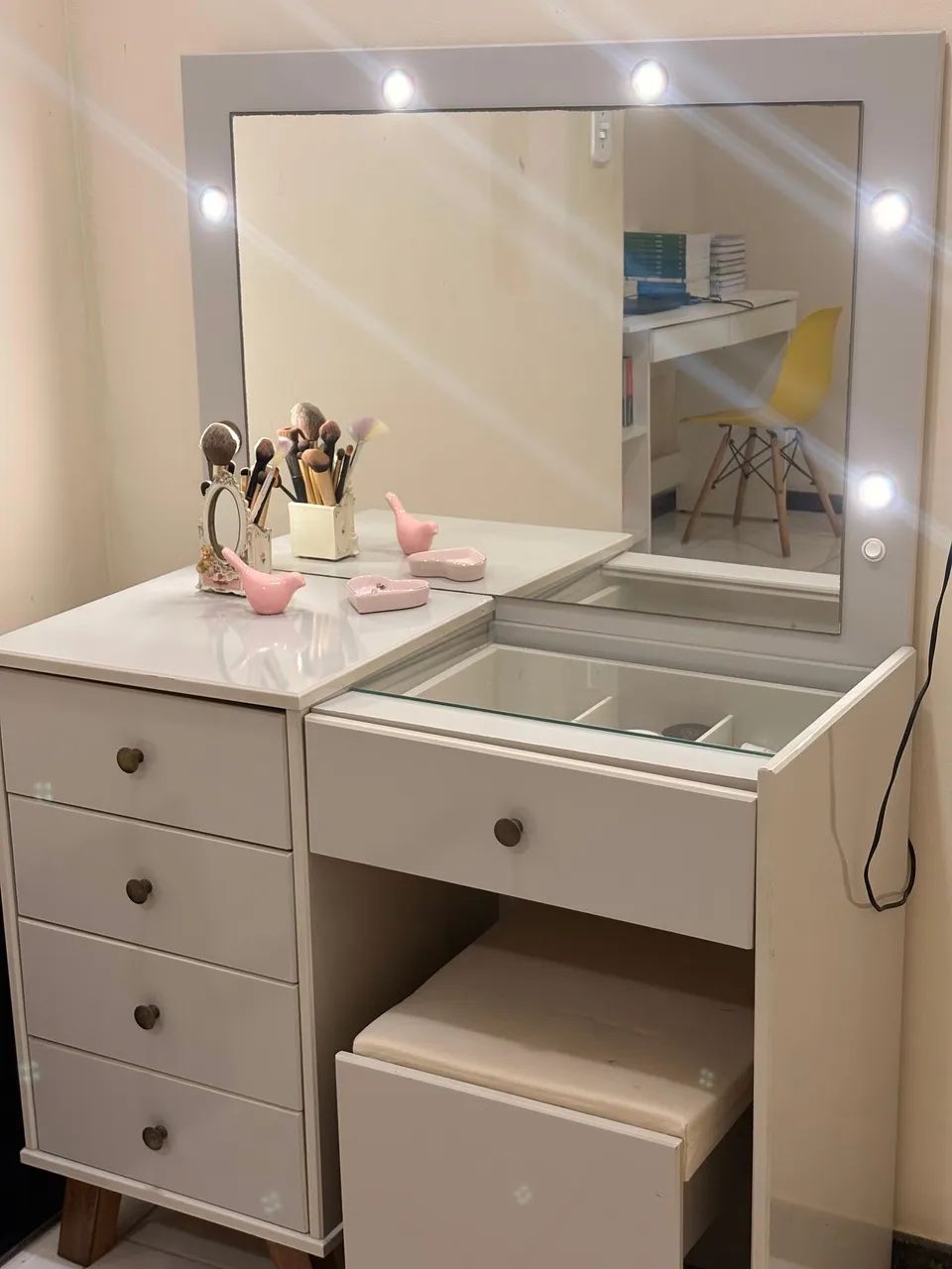 Penteadeira com Espelho e LED - Cor Off White