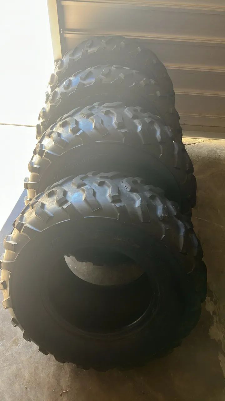 Pneu quadriciclo