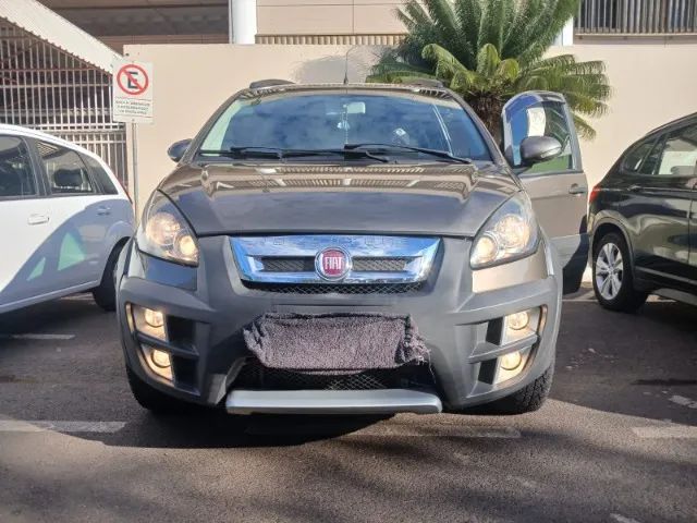 Fiat Idea Idea Adv./ Adv.LOCK.Dualogic 1.8 Flex 5p 2014