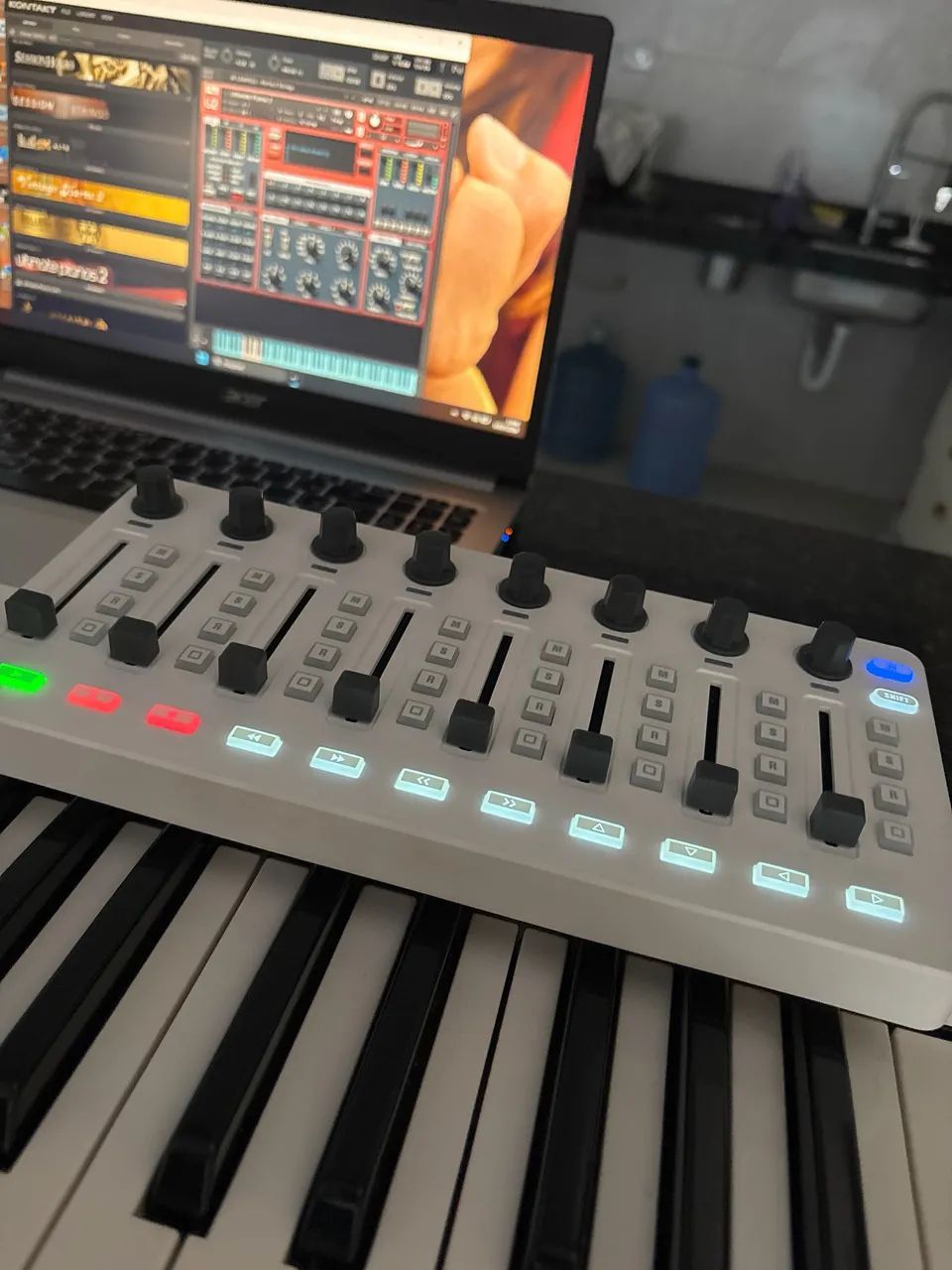 Teclado controlador 61 - Foto 2