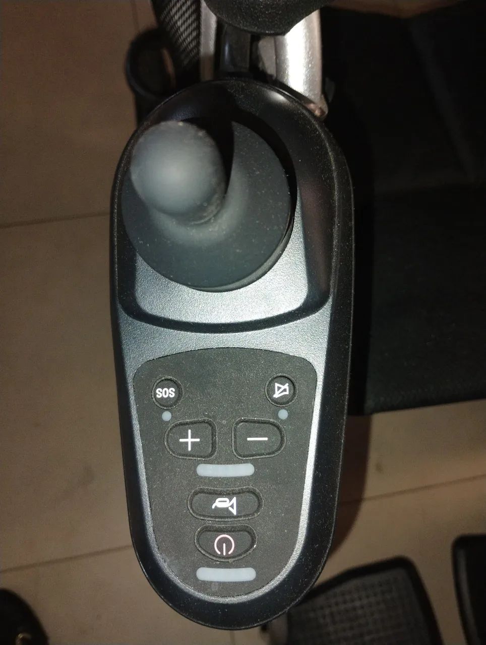 Vendo cadeira rodas motorizada. - Foto 3
