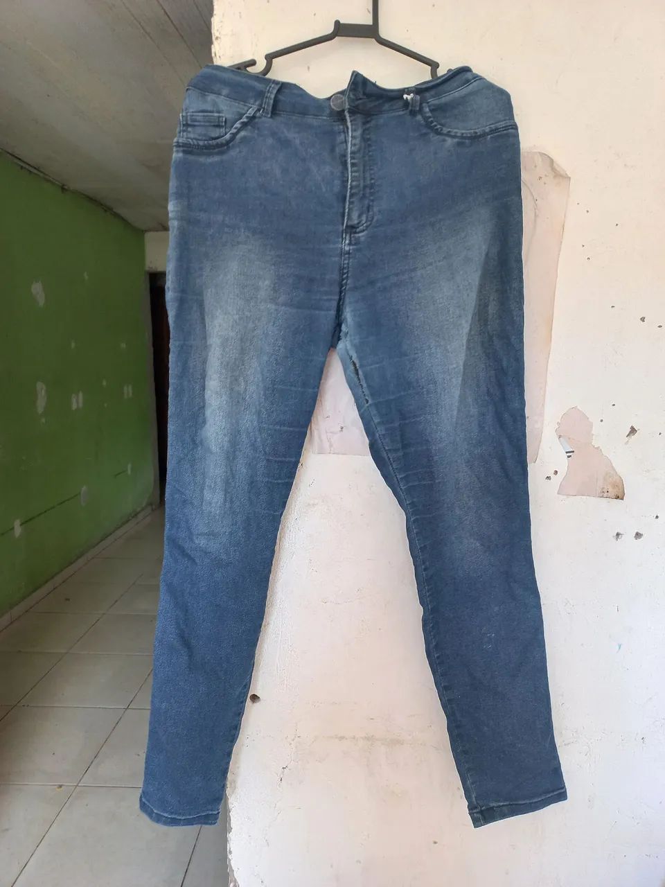 Calça jeans tam 46 fem