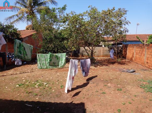 Casa, Setor Nossa Senhora da Saúde, Itumbiara-GO - Foto 5