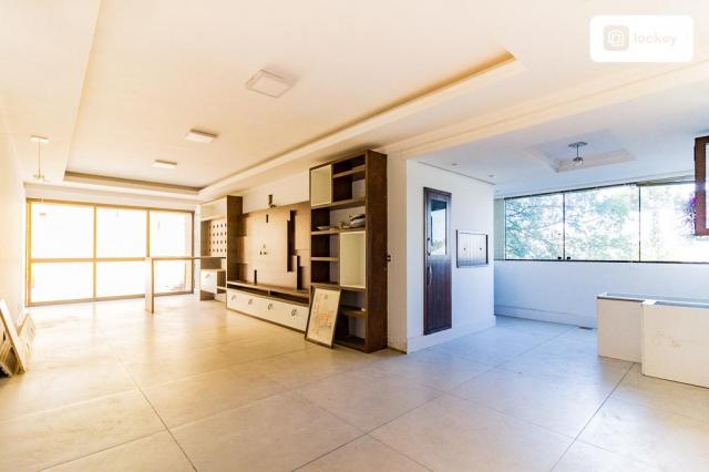 Apartamento com 284m² e 3 quartos