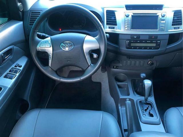 Toyota Hilux SRV - Foto 9