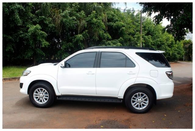 Toyota Hilux Sw4 SRV 4x4 4P - Foto 6