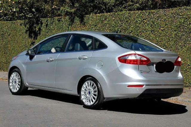 New fiesta titaniun - Foto 7