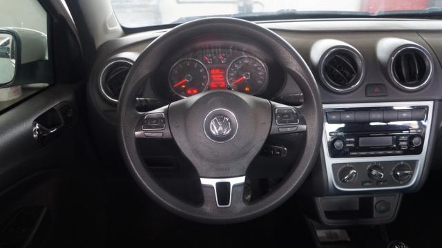 VOLKSWAGEN VOYAGE 1.6 MI COMFORTLINE 8V FLEX 4P MANUAL - Foto 12