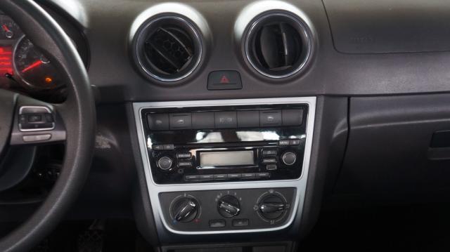 VOLKSWAGEN VOYAGE 1.6 MI COMFORTLINE 8V FLEX 4P MANUAL - Foto 14