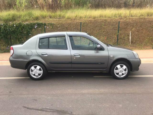 Vende-se Renault Clio Sedan 2006 - Foto 3