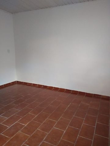 Casa nos fundo para aluguel - Foto 7