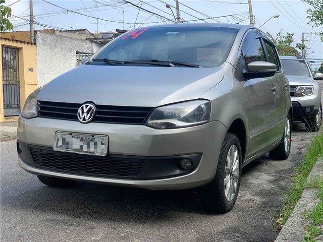 VOLKSWAGEN FOX 2014 1.6 MI HIGHLINE 8V FLEX 4P MANUAL