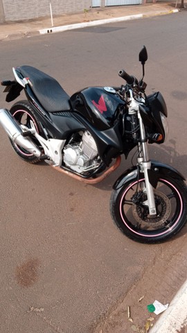 CB 300