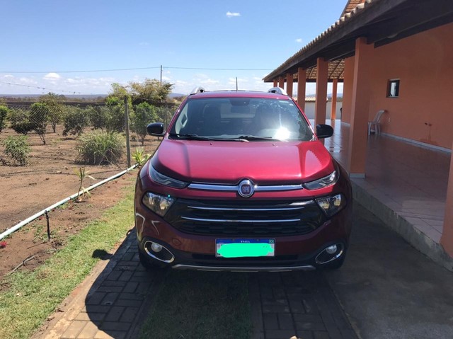 FIAT TORO VOLCANO 2016
