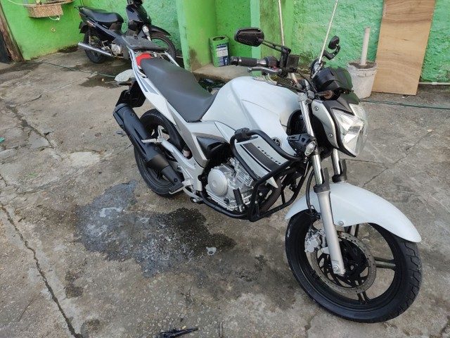 YAMAHA FAZER 250