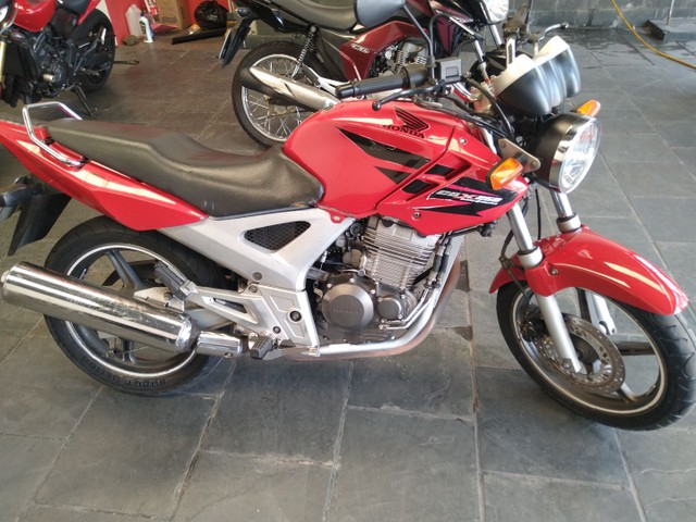 CB TWISTER 2008