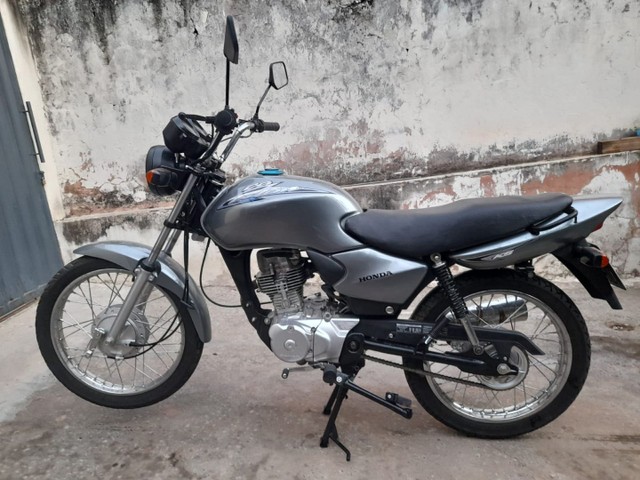 TITAN 125 2002 PEDAL   DISPONÍVEL*