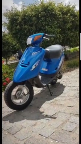 Scooters no Brasil: Yamaha Jog 50, precursor e barulhento - Motonline