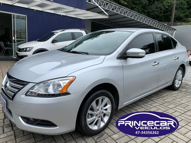 NISSAN SENTRA 2.0 SV AUTOMÁTICO