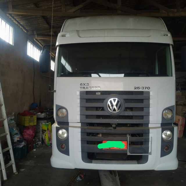 CAMINHÃO VOLKSWAGEN 25-370