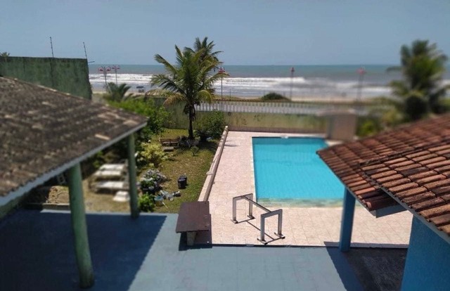 Casa frente ao mar com piscina. - Foto 15