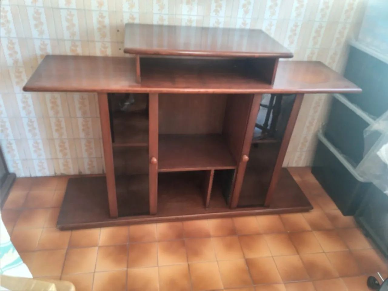 Rack de madeira para TV - Foto 3