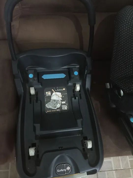 Bebe conforto e adaptador para carro  - Foto 4